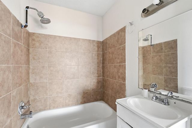 3531 Cedar Hill Lane, Houston, TX 77093