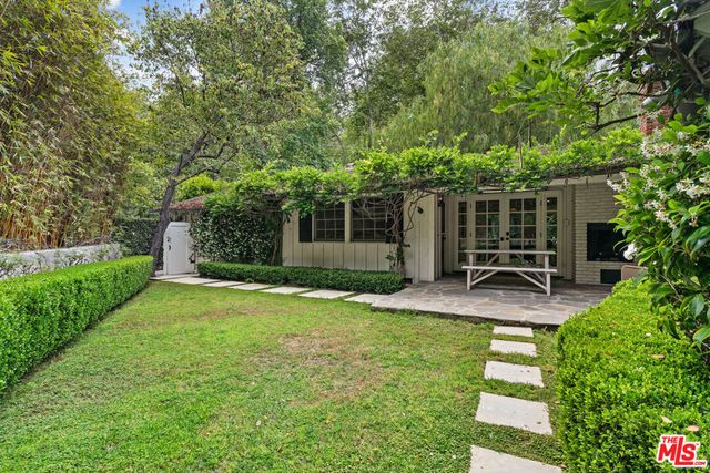 2107 El Roble Lane, Beverly Hills, CA 90210