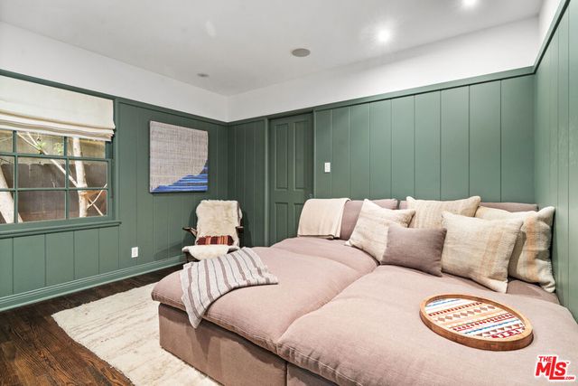 2107 El Roble Lane, Beverly Hills, CA 90210