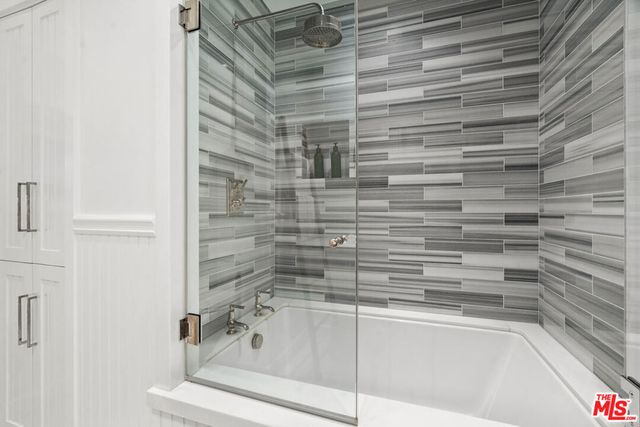 2107 El Roble Lane, Beverly Hills, CA 90210
