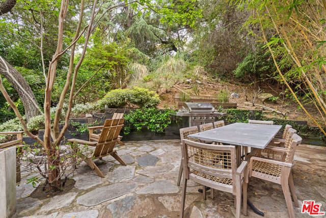 2107 El Roble Lane, Beverly Hills, CA 90210