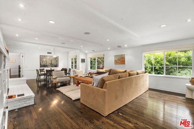 2107 El Roble Lane, Beverly Hills, CA 90210