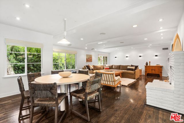 2107 El Roble Lane, Beverly Hills, CA 90210