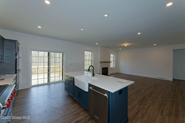 11 Balsam Court, Ballston, NY 12019