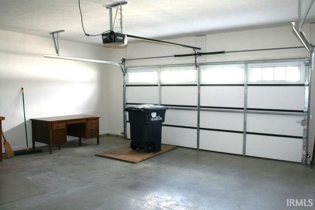 1106 E SOUTH ST., Frankfort, IN 46041