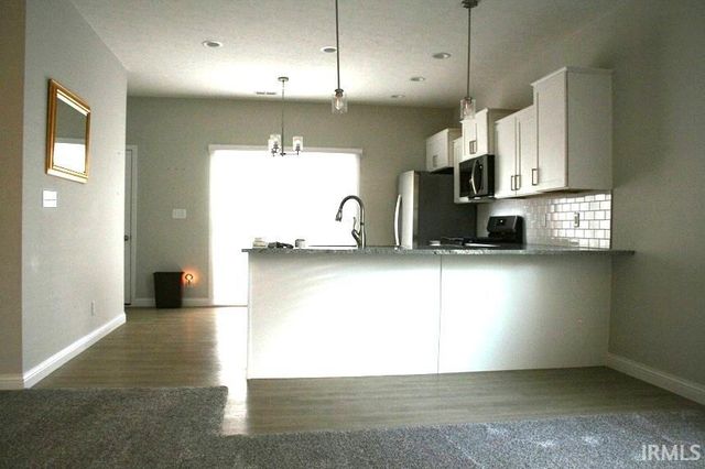 1106 E SOUTH ST., Frankfort, IN 46041