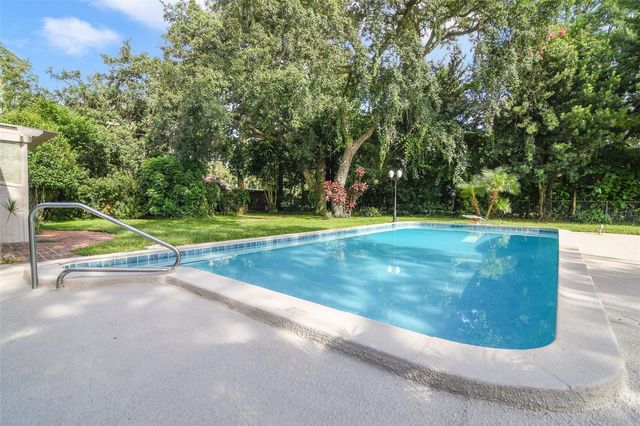 1501 ORANOLE ROAD, Maitland, FL 32751