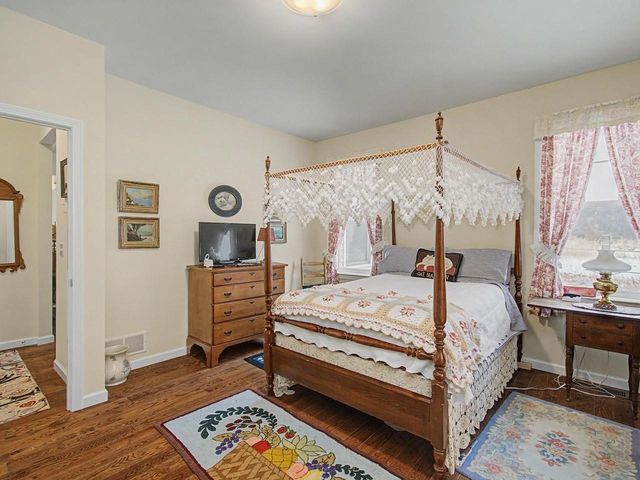 51 Smoke Bush Lane, Essex, VT 05452