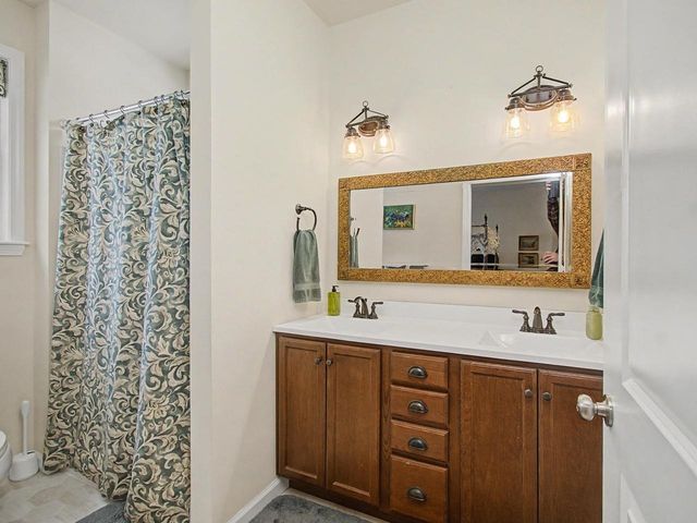 51 Smoke Bush Lane, Essex, VT 05452
