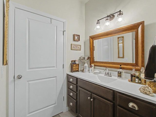 51 Smoke Bush Lane, Essex, VT 05452
