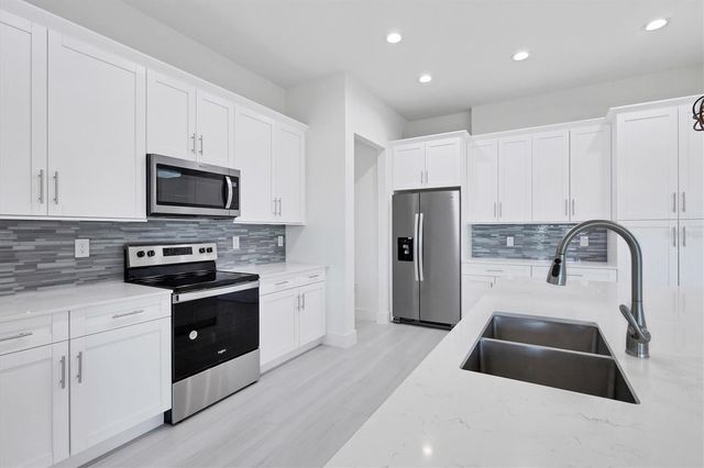 15715 VISCOUNT CIRCLE, Port Charlotte, FL 33981