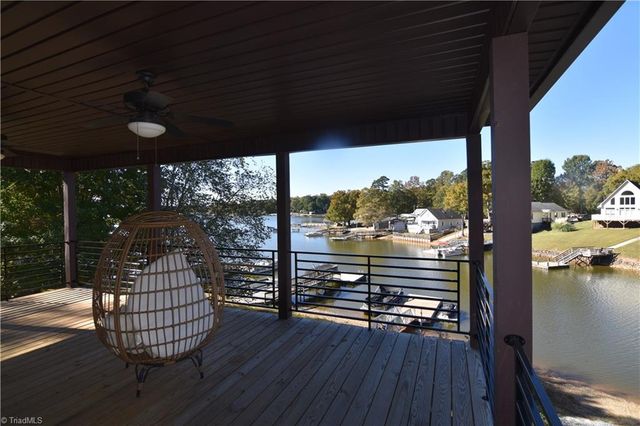 310 Lake Shore Avenue, Lexington, NC 27292