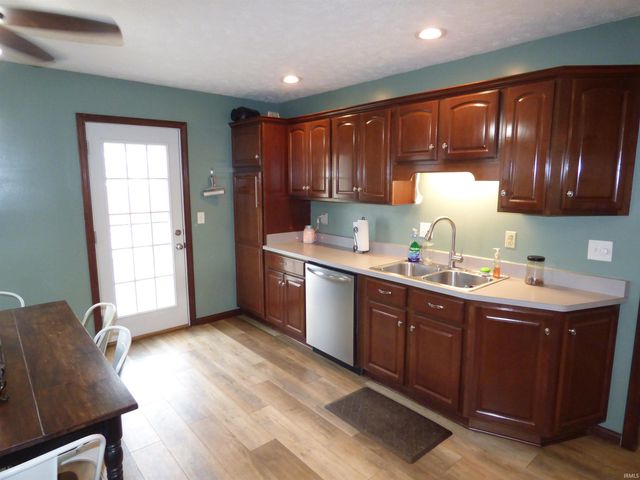 200 Heritage Drive, Delphi, IN 46923