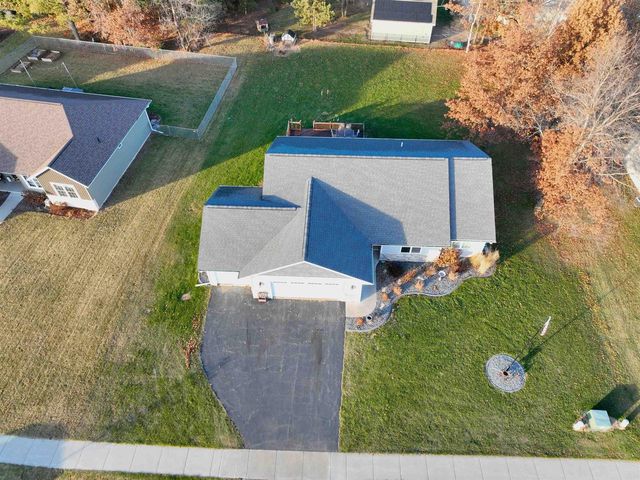 3006 BARCLAY WAY, Weston, WI 54476