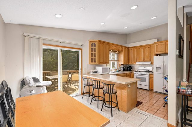 13313 Lakeview Drive, Burnsville, MN 55337