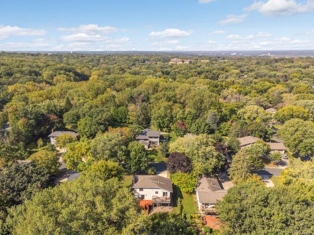 13313 Lakeview Drive, Burnsville, MN 55337