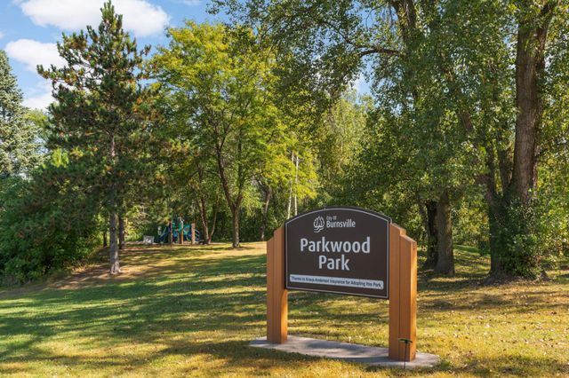 13313 Lakeview Drive, Burnsville, MN 55337