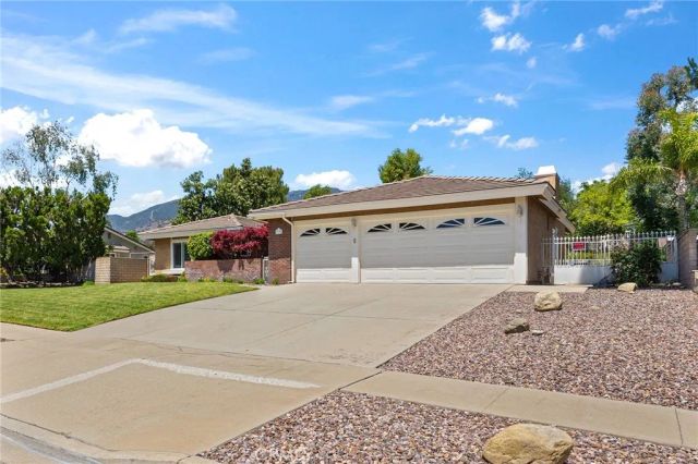 1175 Shane Court, Upland, CA 91784