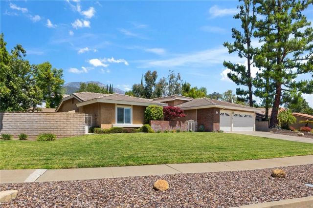 1175 Shane Court, Upland, CA 91784