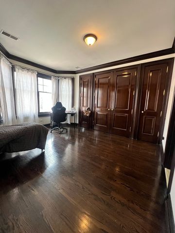 2008 S CALUMET Avenue A, Chicago, IL 60616