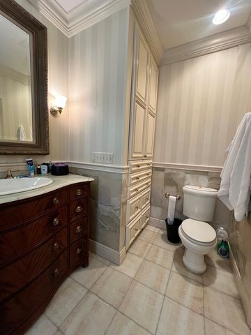 2008 S CALUMET Avenue A, Chicago, IL 60616