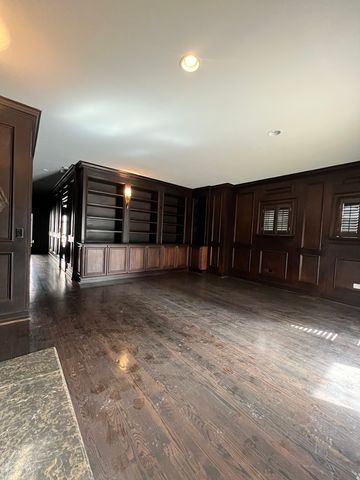 2008 S CALUMET Avenue A, Chicago, IL 60616