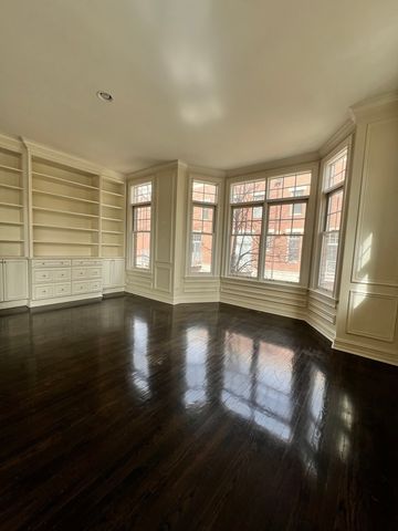 2008 S CALUMET Avenue A, Chicago, IL 60616