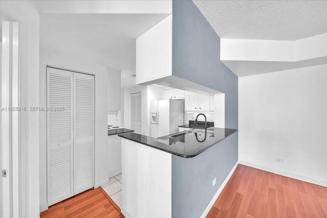 701 Brickell Key Blvd 1911, Miami, FL 33131