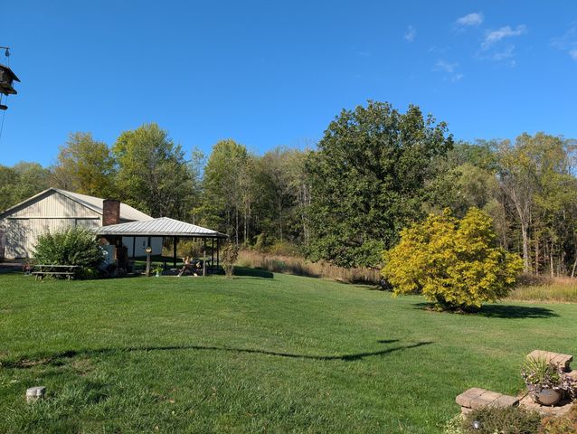 9933 Blue Road, Mount Vernon, OH 43050