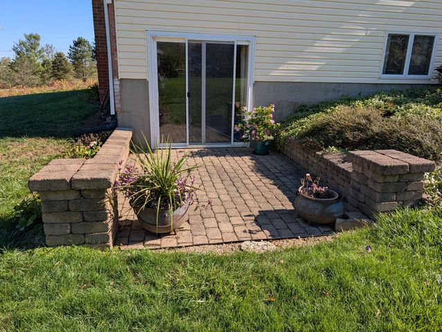 9933 Blue Road, Mount Vernon, OH 43050