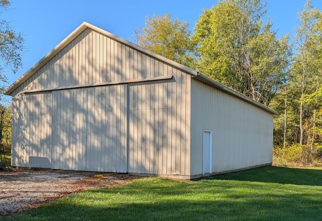 9933 Blue Road, Mount Vernon, OH 43050