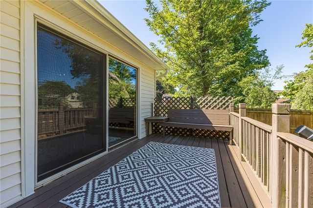 1252 Pine Hill Lane, Farmington, NY 14425