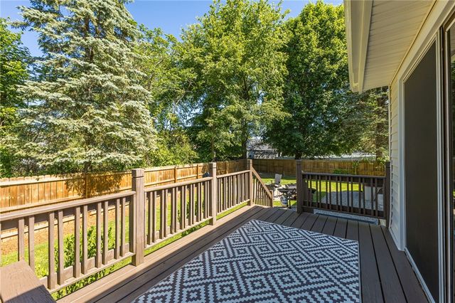 1252 Pine Hill Lane, Farmington, NY 14425