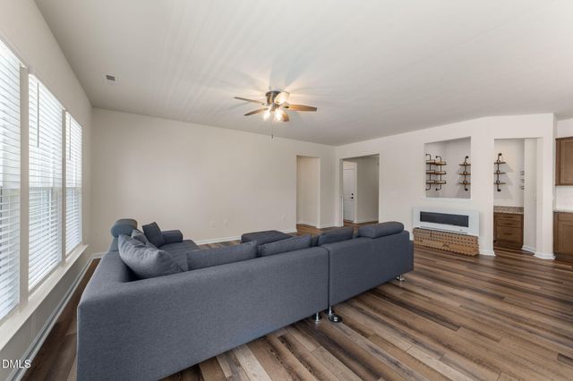 3735 Autumn Creek Drive, Fuquay Varina, NC 27526