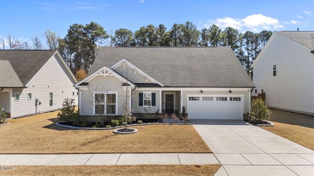 3735 Autumn Creek Drive, Fuquay Varina, NC 27526