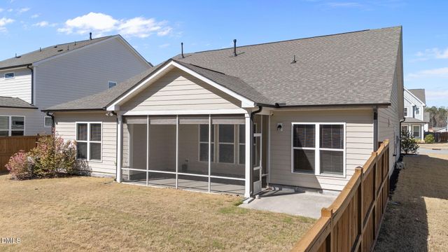 3735 Autumn Creek Drive, Fuquay Varina, NC 27526