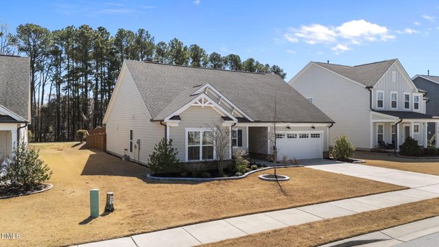 3735 Autumn Creek Drive, Fuquay Varina, NC 27526
