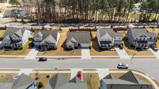 3735 Autumn Creek Drive, Fuquay Varina, NC 27526