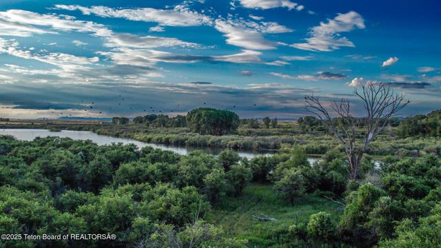3200 S 3200, Rexburg, ID 83440