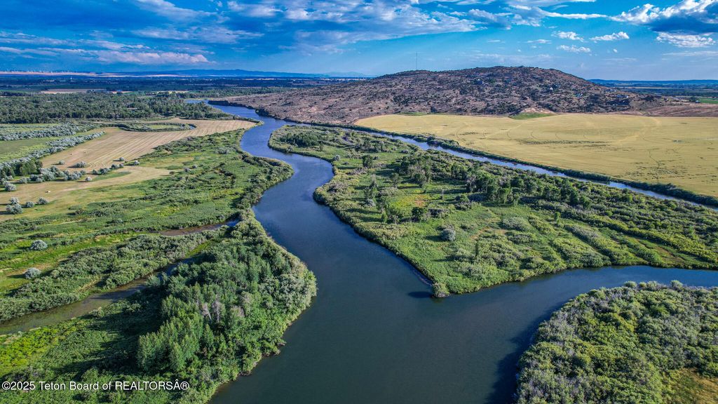 3200 S 3200, Rexburg, ID 83440 photo 21