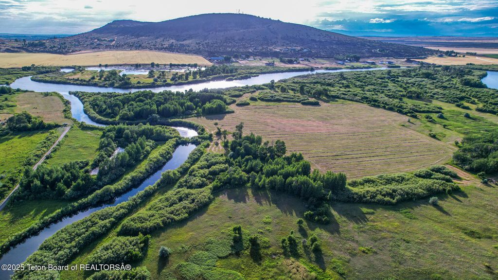 3200 S 3200, Rexburg, ID 83440 photo 25