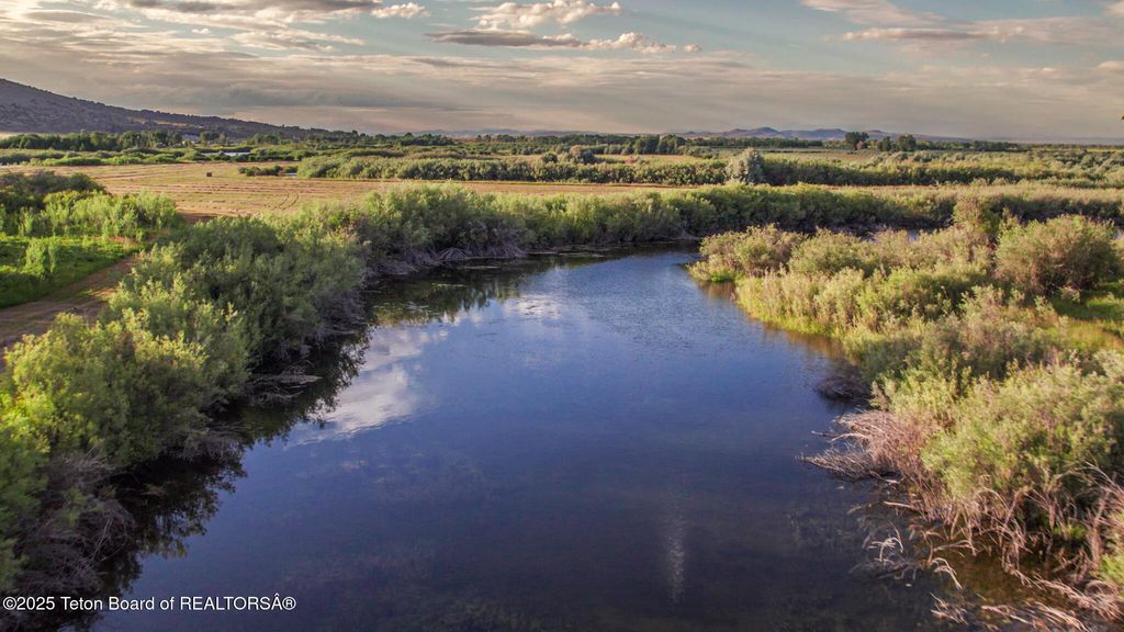 3200 S 3200, Rexburg, ID 83440 photo 40