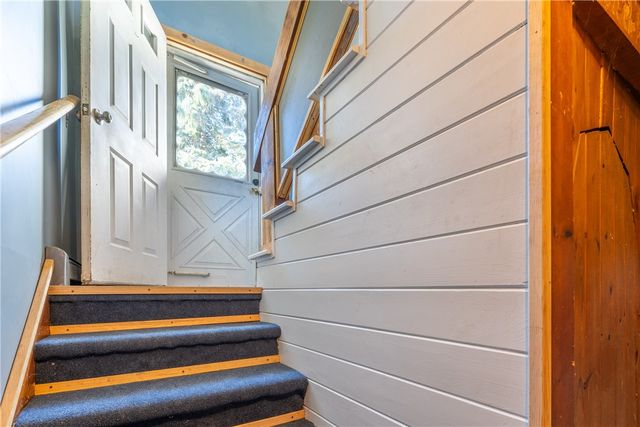 49 Dexter Street, Portsmouth, RI 02871