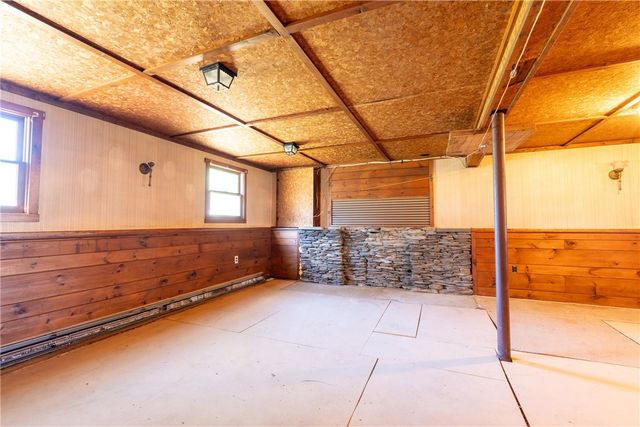 49 Dexter Street, Portsmouth, RI 02871