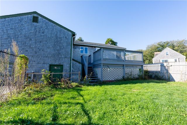 49 Dexter Street, Portsmouth, RI 02871