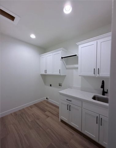 1911 Crump Street, Pea Ridge, AR 72751