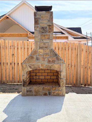 1911 Crump Street, Pea Ridge, AR 72751