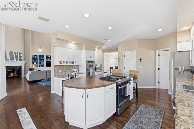 3236 S Electra Drive, Colorado Springs, CO 80906