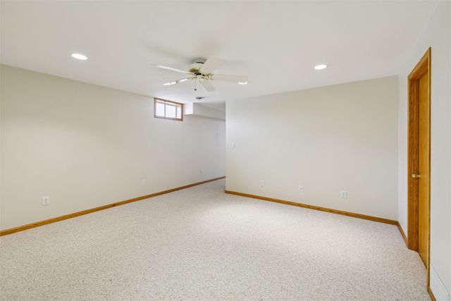 120 Melrose Drive, Waukee, IA 50263