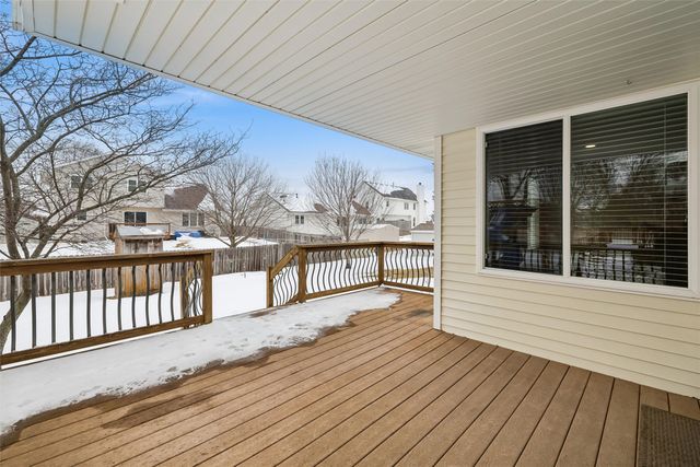 120 Melrose Drive, Waukee, IA 50263